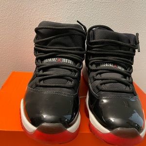 Jordan 11 Retro Playoffs Bred (2019) Men’s Size 8.5